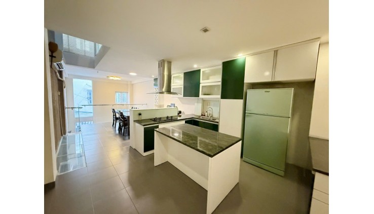 Ngộp Âu Cơ - HXH Views Tân Bình - 60m2 - 5 tầng mới